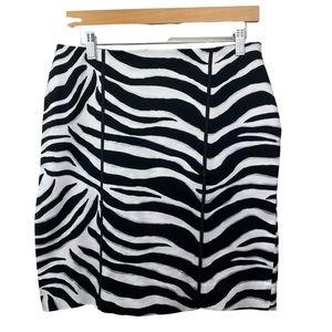 WHITE HOUSE BLACK MARKET WHBM Silver Trim Zebra Animal Print Pencil Mini Skirt 6